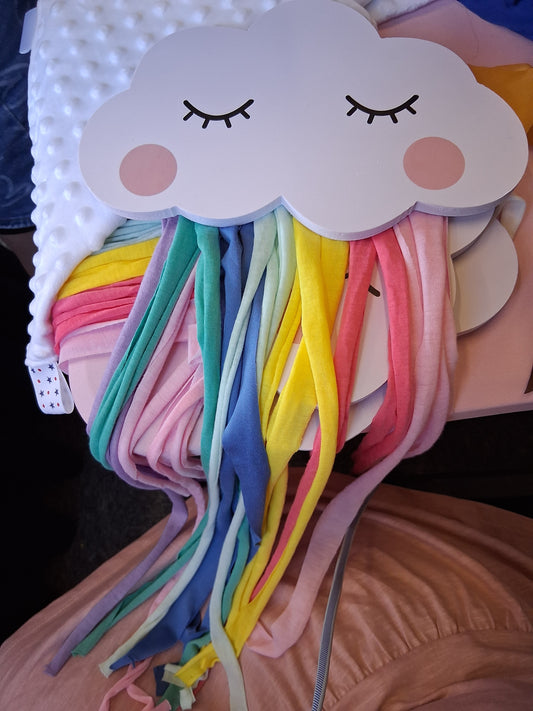 Cloud bow holder